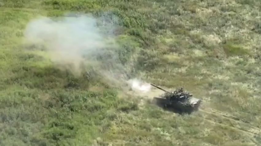 Ukrainian Tank Destroys Russian In Ultra-Close-Range Duel