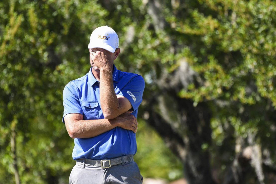 ORLANDO, FL - MARCH 19:  Lucas Glover reacts to missing a birdie putt on the 10th hole green during the final round of the Arnold Palmer Invitational presented by MasterCard at Bay Hill Club and Lodge on March 19, 2017 in Orlando, Florida. (Photo by Keyur Khamar/PGA TOUR)