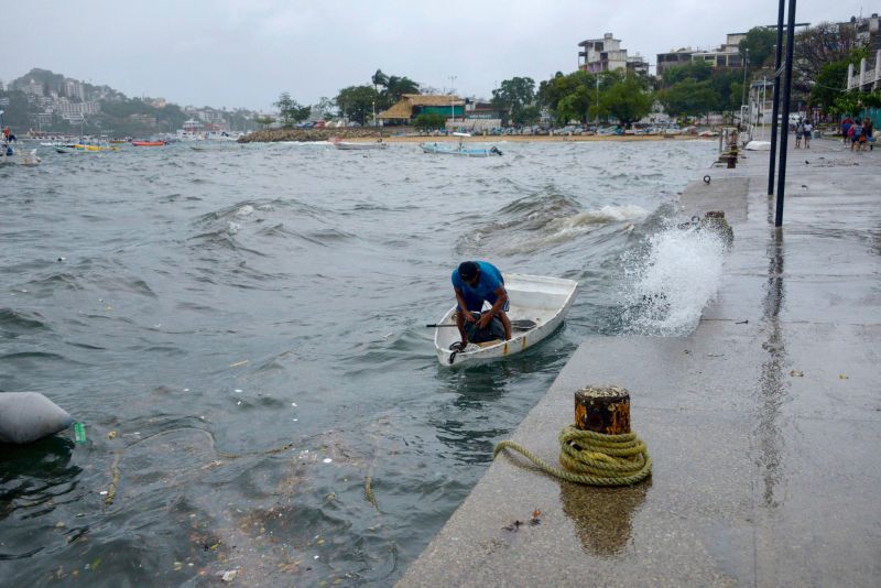 Hurricane Hilary Strengthens to Category 4 as it Nears Baja California Peninsula