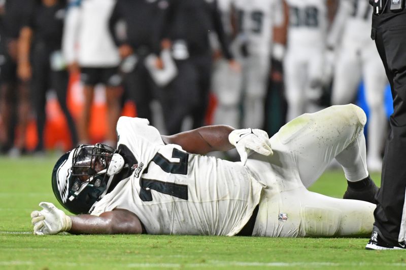 Philadelphia Eagles Players Carted Off After Suffering Neck Injuries ...