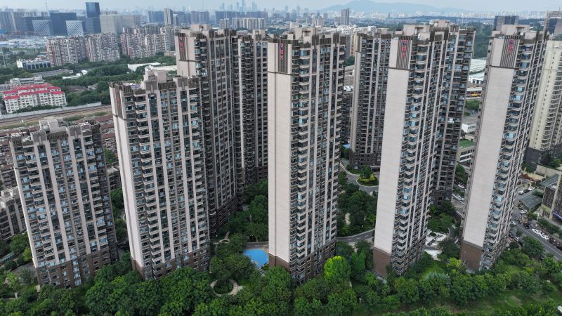 Фалитът на Evergrande може да е само началото на кризата с недвижимите имоти в Китай
