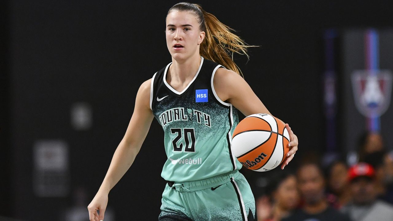 COLLEGE PARK, GA -- JUNE 23: New York guard Sabrina Ionescu (20) brings the ball up the court during the WNBA game between the New York Liberty and the Atlanta Dream on June 23rd, 2023 at Gateway Center Arena in College Park, GA. (Photo by Rich von Biberstein/Icon Sportswire) (Icon Sportswire via AP Images)