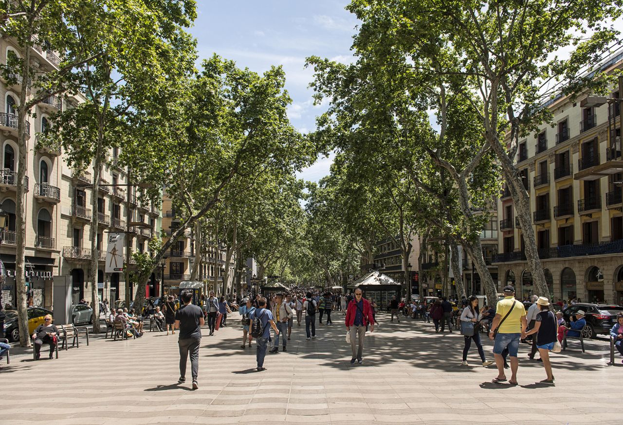 Pedestrian zone La Rambla, Barcelona, Catalonia, Spain.