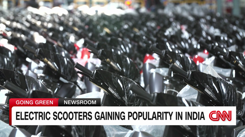 exp India electric vehicles ivan watson pkg 082112aseg3 cnni world_00011529.png