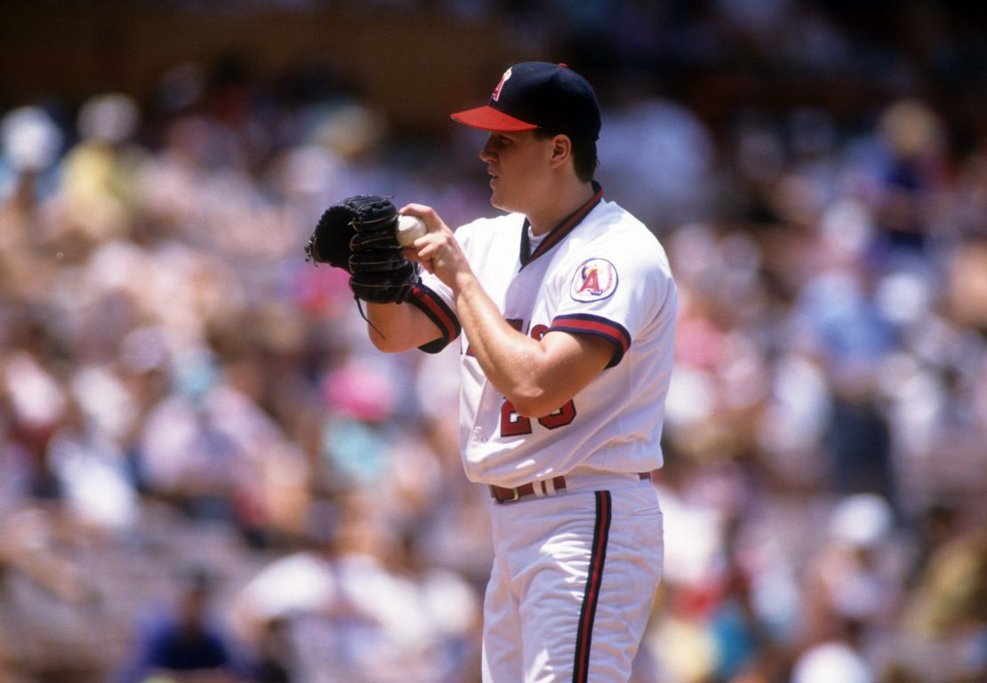ANAHEIM, CA - MAY 31:  Pitcher Jim Abbott #25 of the California Angels readies to throw a pitch during an MLB game against the Cleveland Indians on May 31, 1992 at Anaheim Stadium in Anaheim, California.  (Photo by Stephen Dunn/Getty Images)