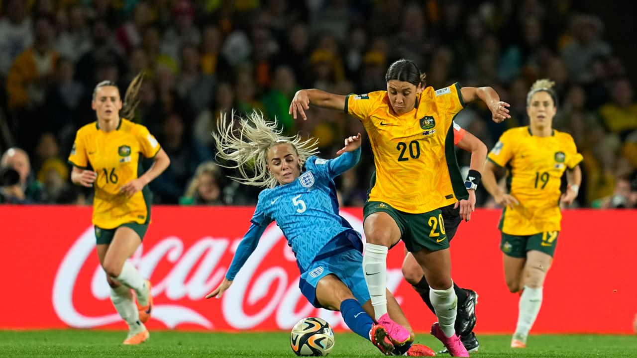 Australia's Sam Kerr and England's Keira Walsh battle for the ball during their tough semifinal.