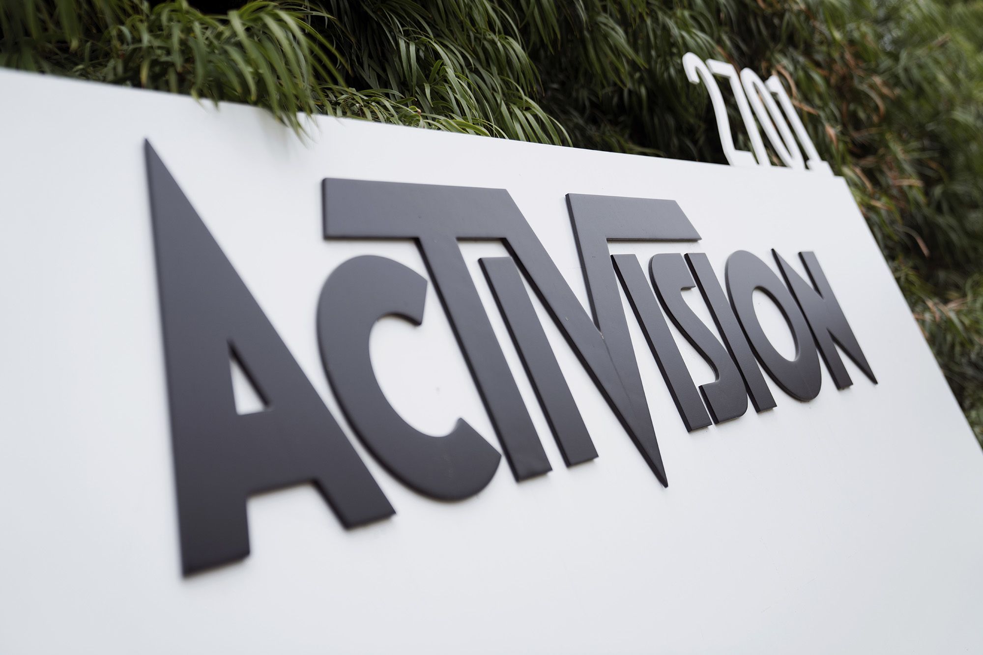 Microsoft and Activision Blizzard restructure proposed acquisition