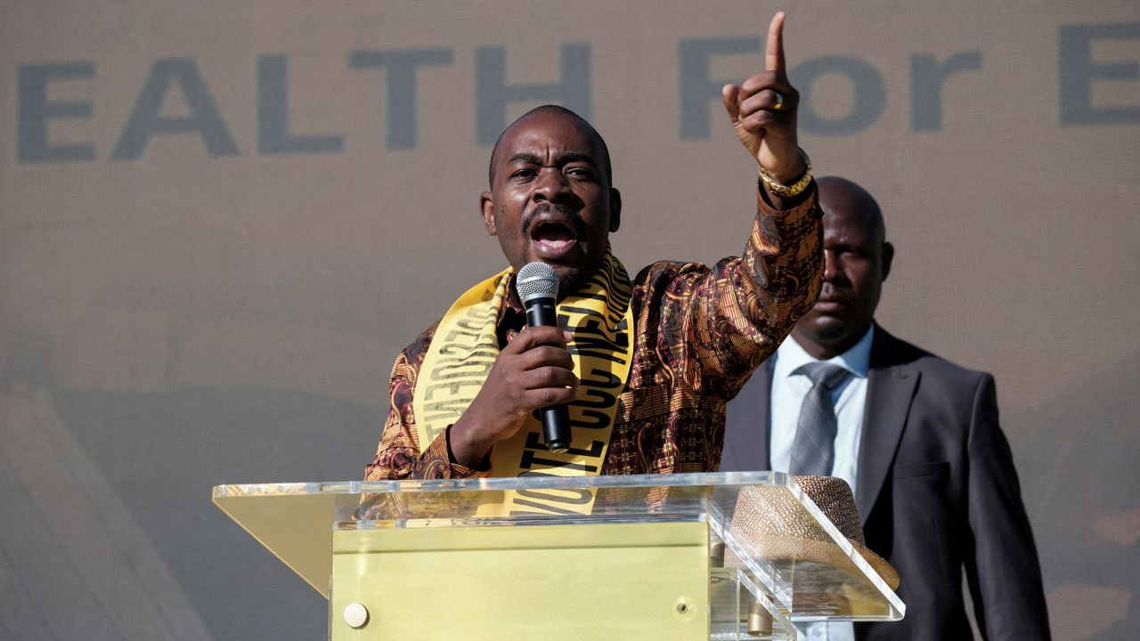 Нелсън Чамиса, лидер на основната опозиционна партия в Зимбабве, Гражданската коалиция за промяна (CCC).
