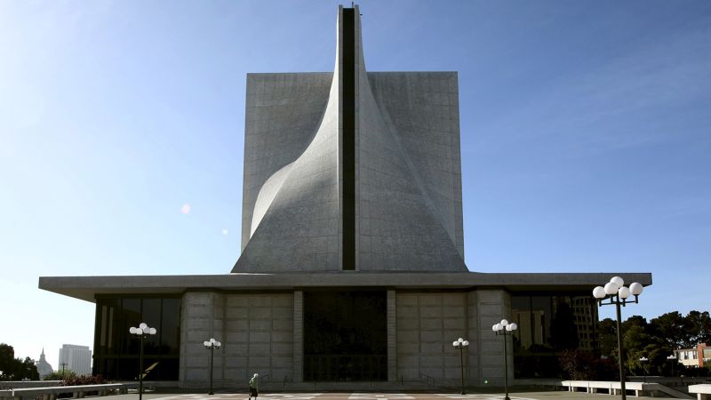 Архиепископията на Сан Франциско подаде молба за обявяване в несъстоятелност