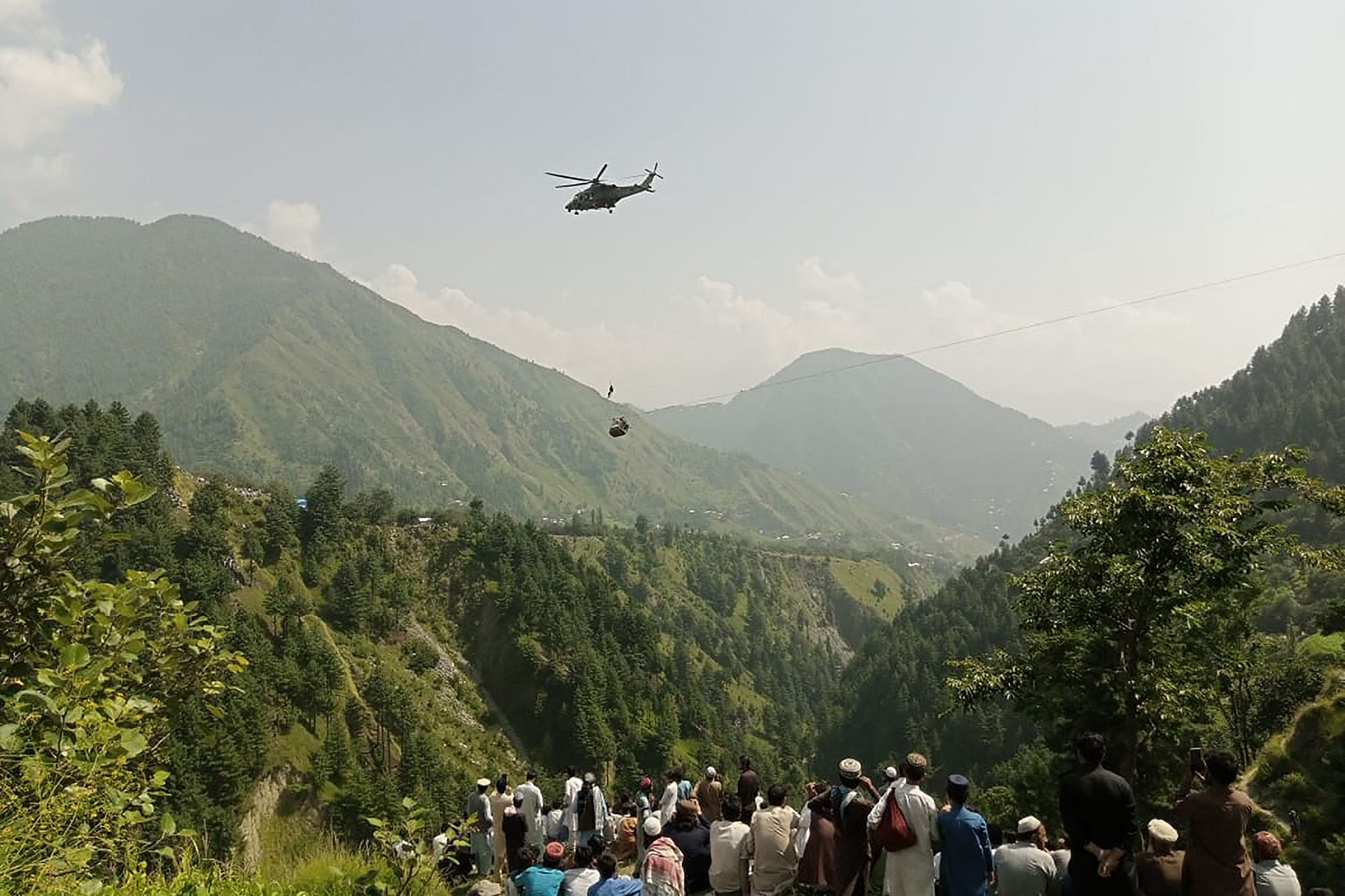 All 8 people rescued from stranded cable car in Pakistan after 14 hour  ordeal | CNN