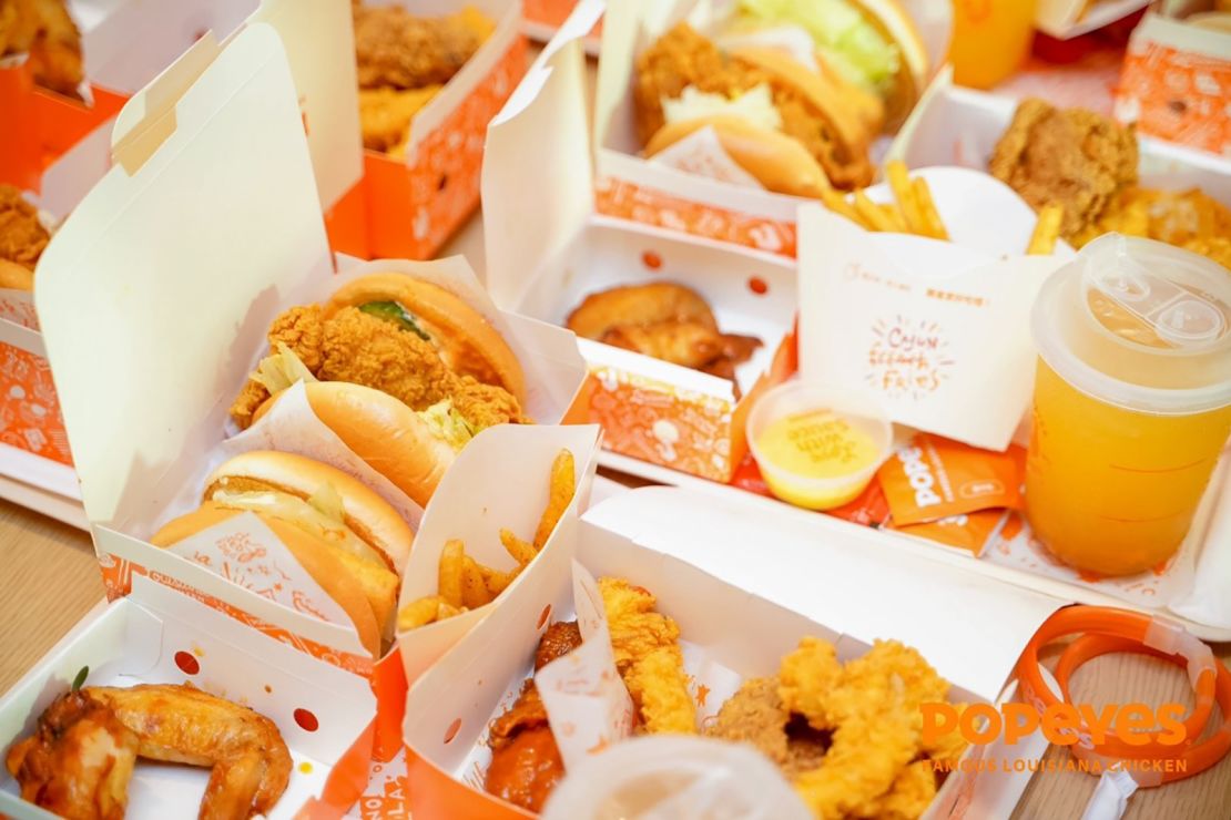 Popeyes is now offering 'girl dinner.' Here's what's included