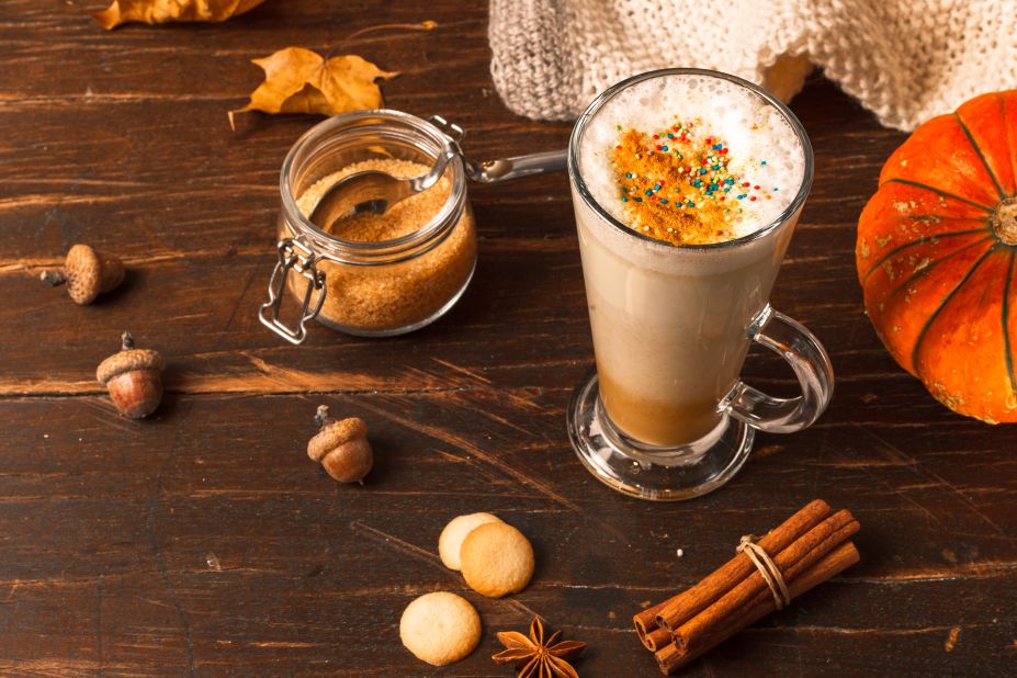 Pumpkin spice blend can even be added to alcoholic drinks. 