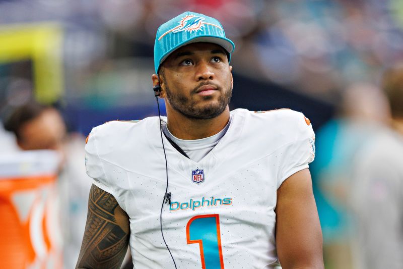 Miami Dolphins QB Star Stretchered Off Field With Head, Neck Injuries