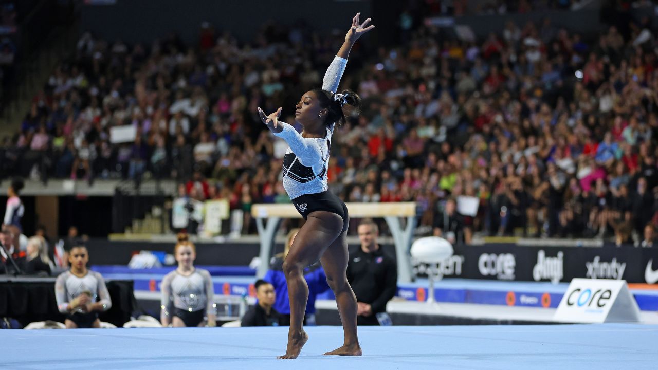 Biles competes in the floor exercise during the Core Hydration Classic.
