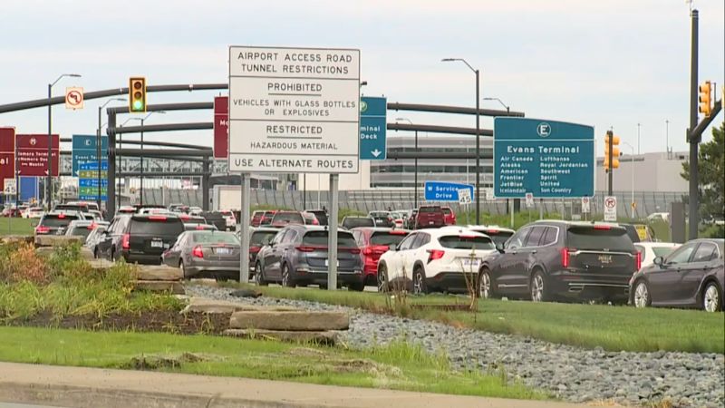 Roads reopen at Detroit Metro Airport after flooding partially blocked a terminal |  cnn