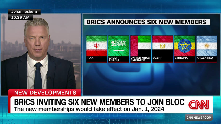 exp David mckenzie brics 082404ASEG2 cnni world _00014420.png