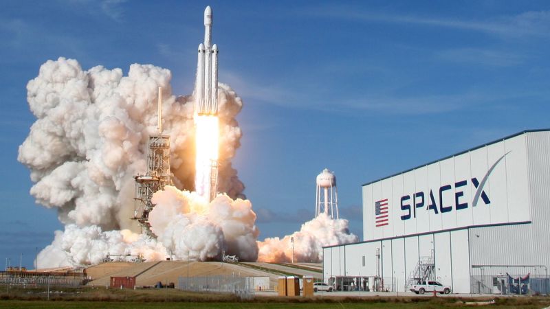 US Sues SpaceX Over Alleged Hiring Discrimination Against Asylum ...