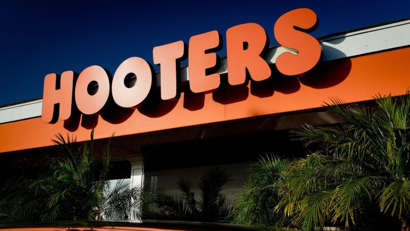 North Carolina Hooters sued for racial discrimination against employees | CNN Business