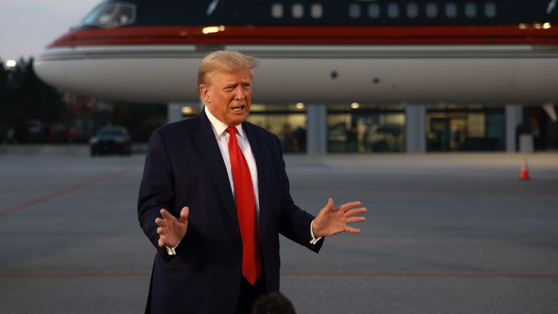 NextImg:Inside the cash crunch facing Trump's Georgia co-defendants amid mounting legal bills | CNN Politics