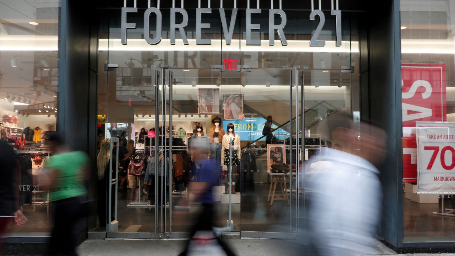 Students Shop Until They Drop at Forever 21