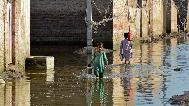 Millions of Children in Pakistan Without Access to Safe Water, UNICEF Warns
