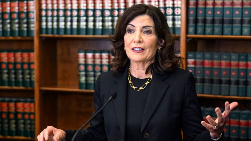 NextImg:White House defends response to asylum seeker influx following criticism from New York governor | CNN Politics