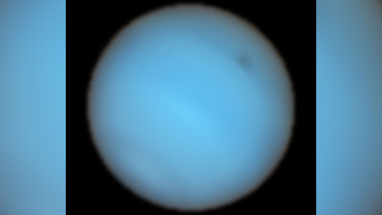 neptune from hubble