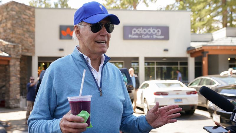 NextImg:US fighter jets intercept aircraft violating airspace near where Biden is vacationing in Lake Tahoe | CNN Politics