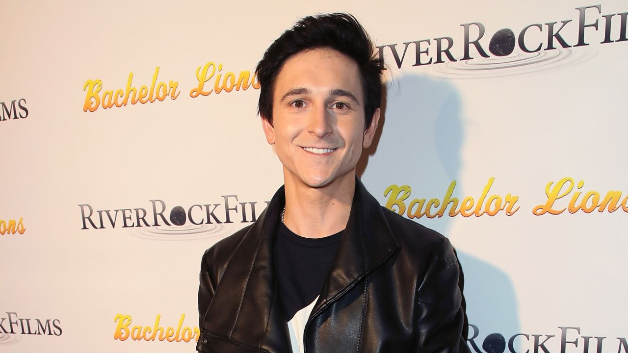 Hannah Montana' actor Mitchel Musso arrested for alleged public intoxication and theft | CNN