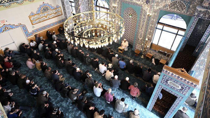 Ню Йорк издаде нови насоки във вторник позволяващи на джамиите