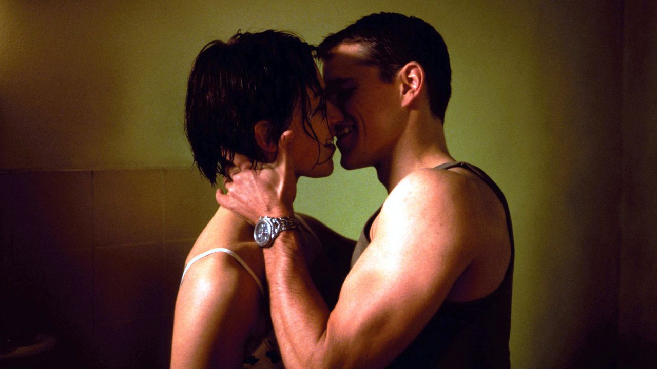 BOURNE IDENTITY, Franka Potente, Matt Damon, 2002, (c) Universal/courtesy Everett Collection