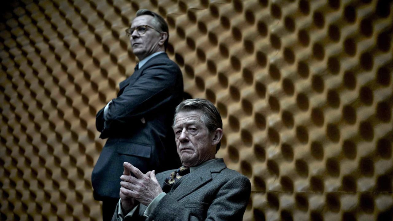 Gary Oldman and John Hurt in Tinker Tailor Soldier Spy (2011)