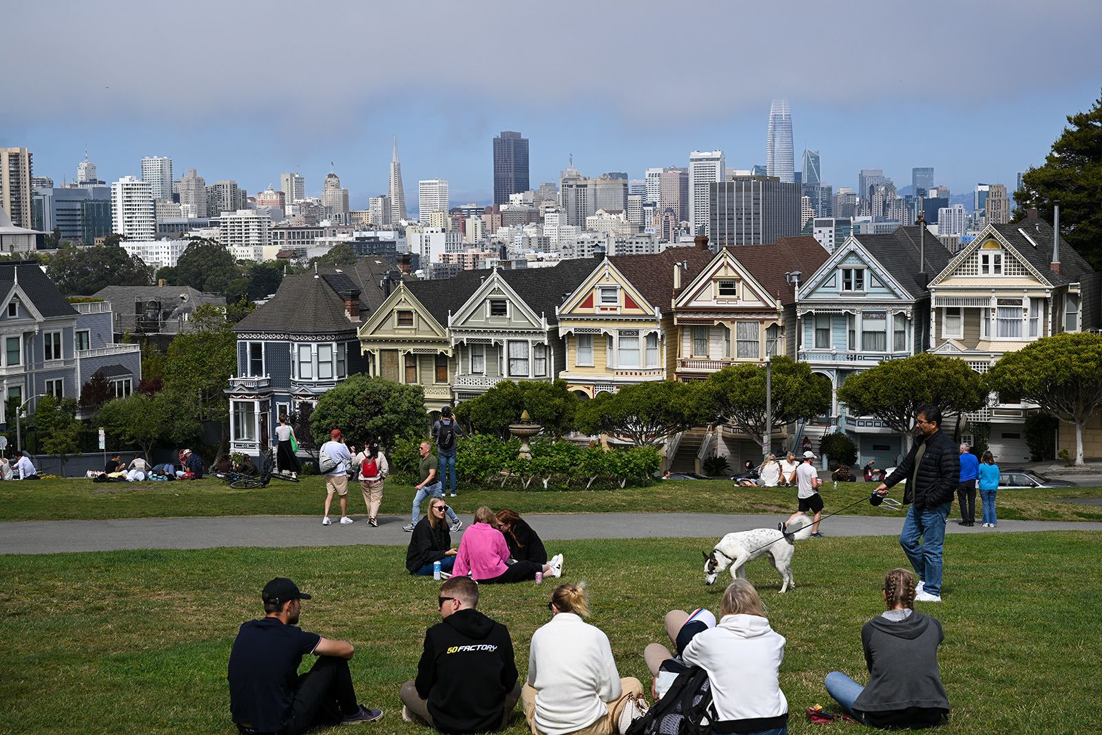 Coronavirus said 'you can't,' so SF couple say 'I do' in the shadow of Chase