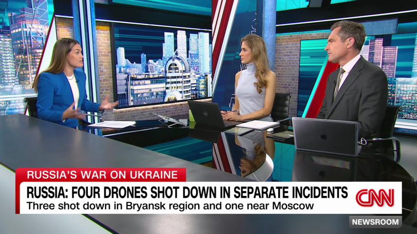 exp katie polglase ukraine live 083104ASEG3 cnni world _00012912.png
