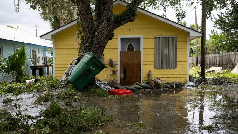 NextImg:In Cedar Key, Hurricane Idalia turned a 'haven for artists' into a flooded wreck | CNN