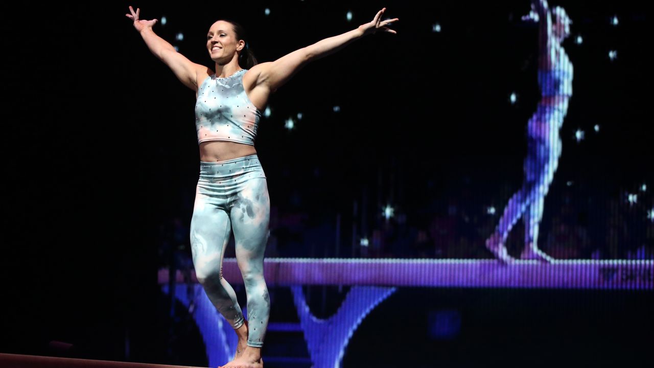 LOS ANGELES, CALIFORNIA - SEPTEMBER 25: Chellsie Memmel performs during the Gold Over America Tour at Staples Center on September 25, 2021 in Los Angeles, California. (Photo by Katharine Lotze/Getty Images)