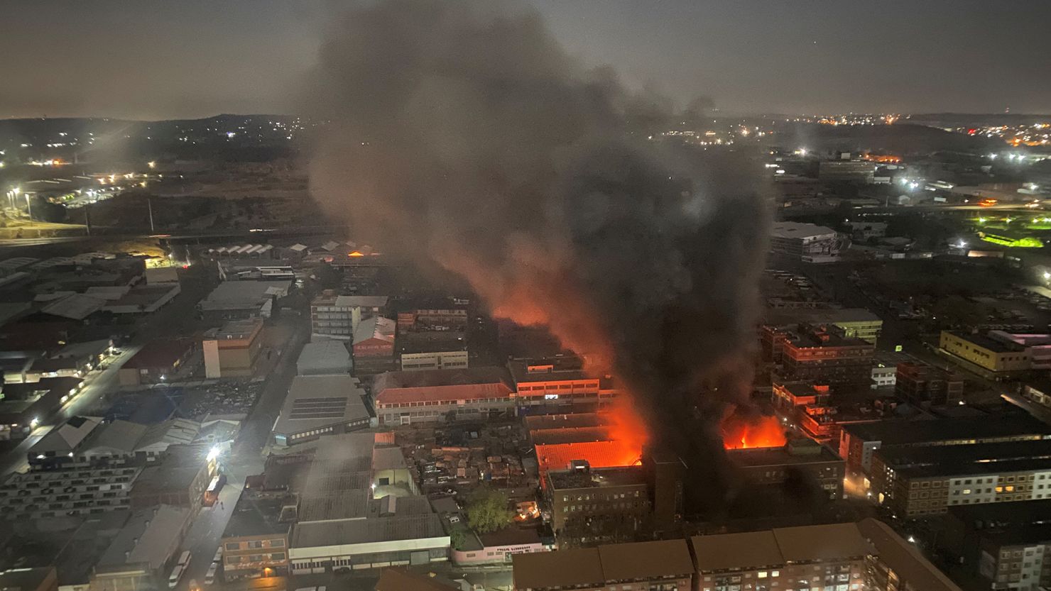 Smoke rises from a burning building amid a deadly fire, in Johannesburg, South Africa, August 31, 2023, in this image obtained from social media. X/@odirileram/via REUTERS THIS IMAGE HAS BEEN SUPPLIED BY A THIRD PARTY. NO RESALES. NO ARCHIVES. MANDATORY CREDIT