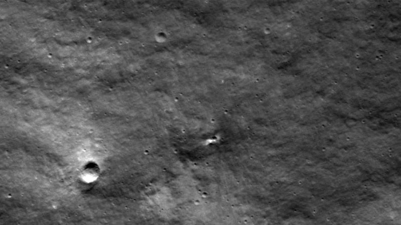 Sonda kosmiczna NASA wykryła prawdopodobny krater na Księżycu powstały w wyniku katastrofy rosyjskiego statku kosmicznego Łuna 25