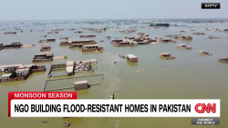 exp pakistan flood-resilient homes Kinkade pkg 090111ASEG2 cnni world_00002701.png