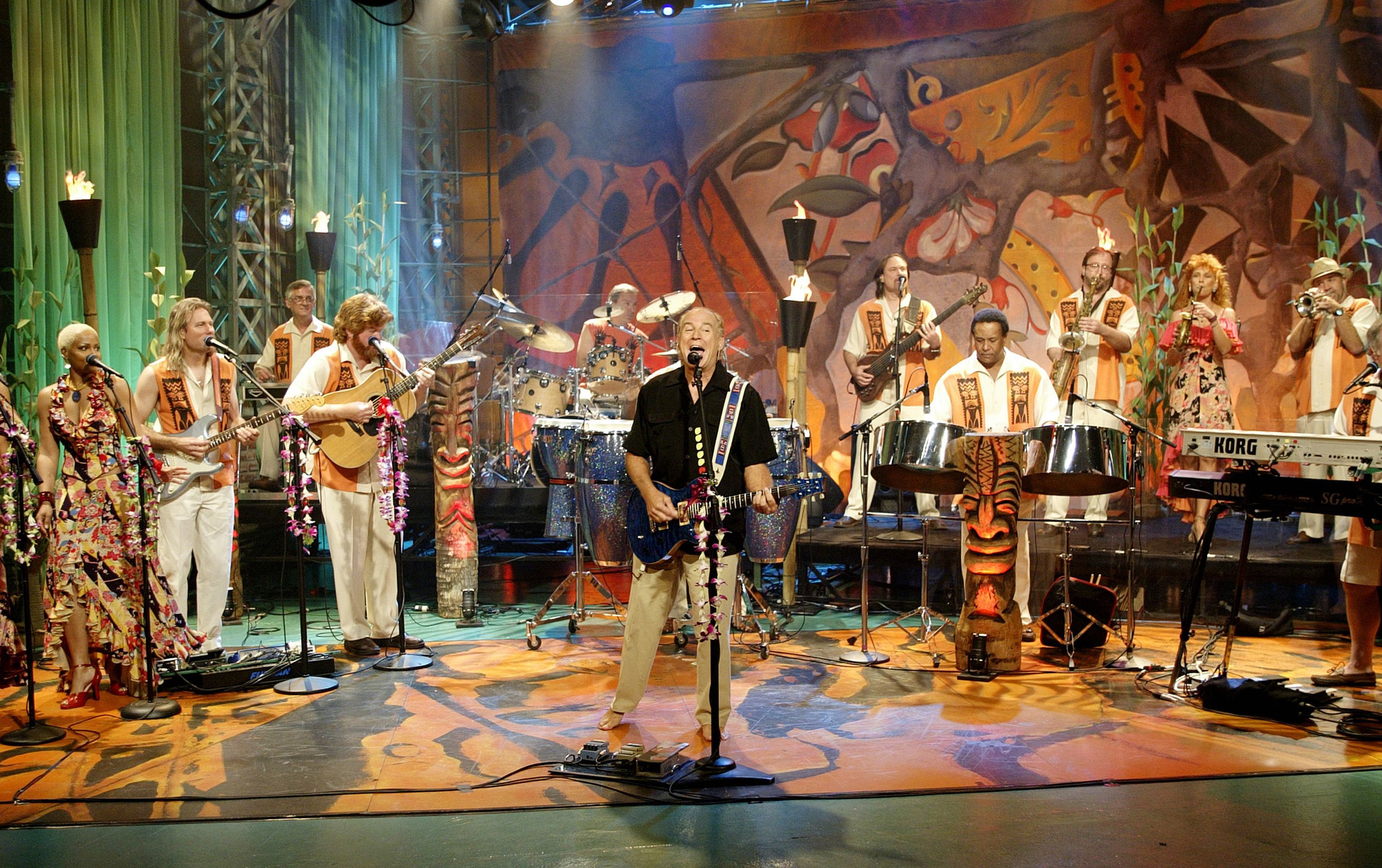 Buffett performs on The Tonight Show with Jay Leno in 2003.