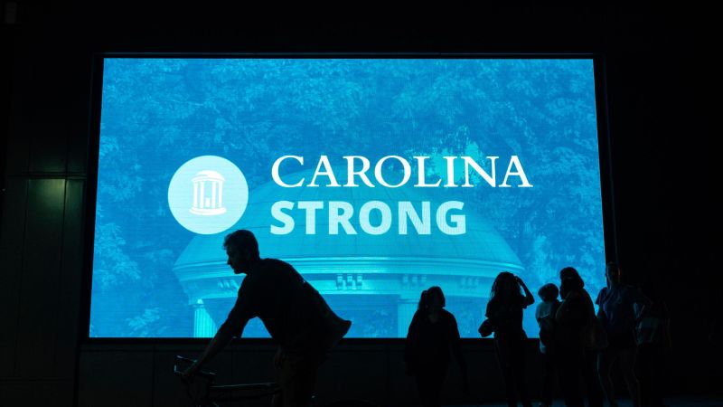 UNC newspaper prints students' texts during school shooting on front page