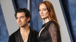 Joe Jonas and Sophie Turner attend the 2023 Vanity Fair Oscar Party Hosted By Radhika Jones at Wallis Annenberg Center for the Performing Arts on March 12, 2023 in Beverly Hills, California. 