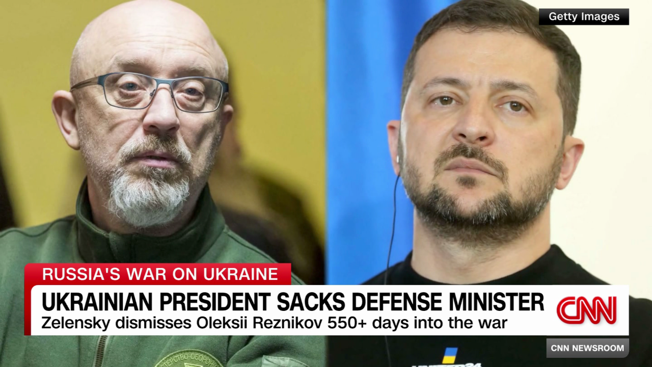 Zelensky fires his defense minister