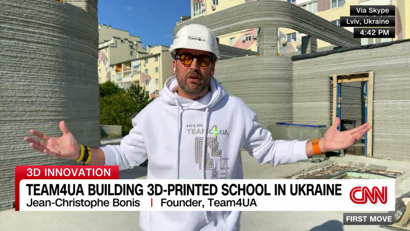 Rebuilding war-damaged schools in Ukraine with 3D printing photo pic