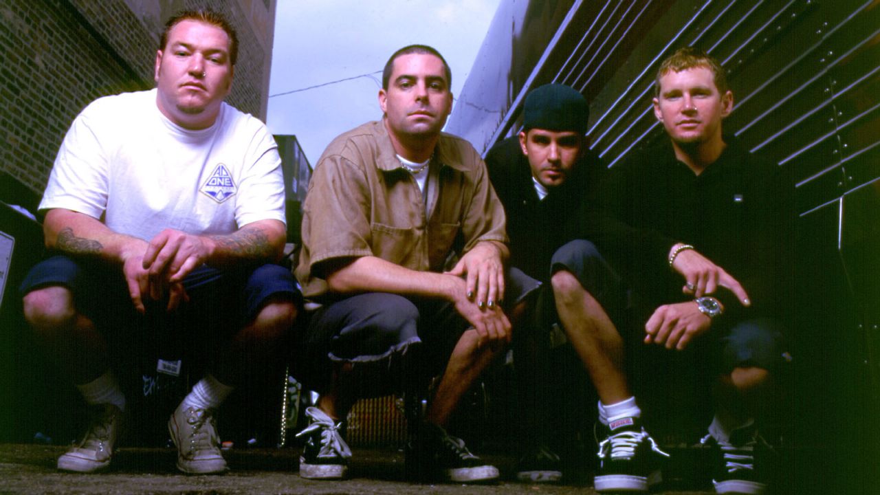 (From left) Steve Harwell, Paul De Lisle, Greg Camp and Kevin Coleman of Smash Mouth in Chicago in 1997.