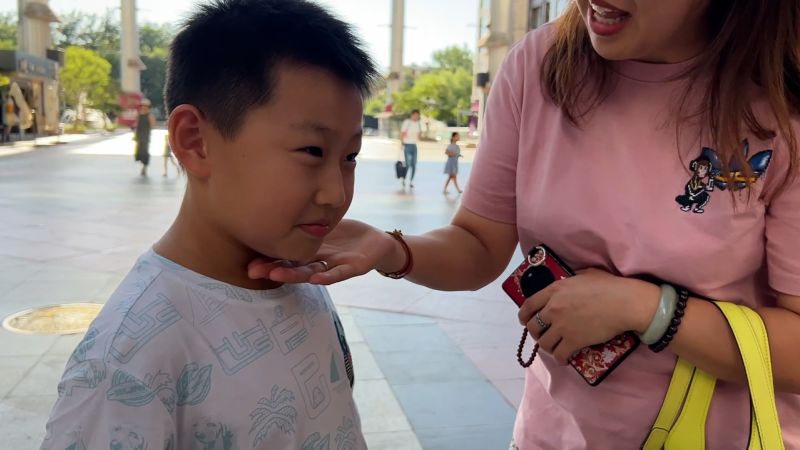 Video: China aims to lower screen time with a new law. Some kids already found a loophole