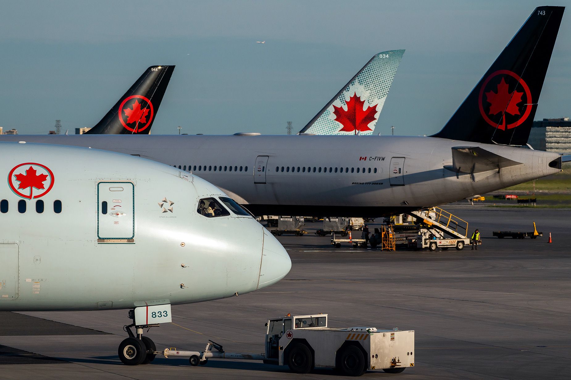 Air Canada Passengers Kicked Off Plane for Refusing Puke-Covered Seats