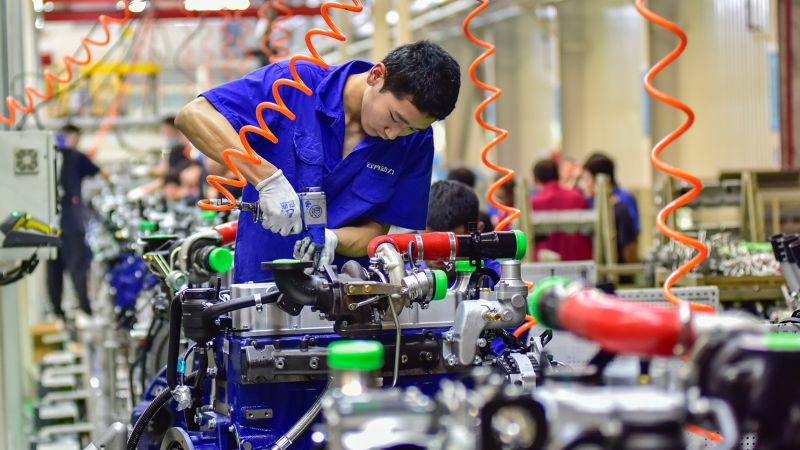 NextImg:China's services activity falls in August to its lowest level in eight months | CNN Business