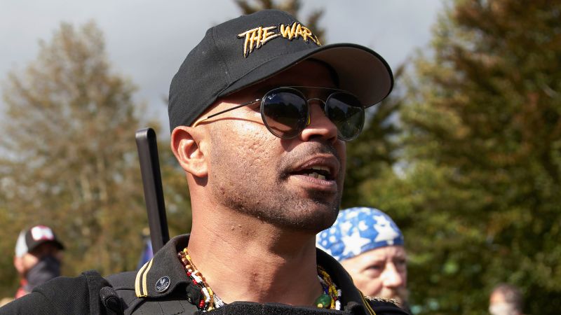 NextImg:Prosecutors ask for 33 years in prison for ex-Proud Boys leader Enrique Tarrio | CNN Politics