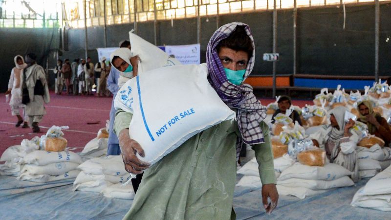 NextImg:UN forced to cut food assistance from 10 million Afghans | CNN